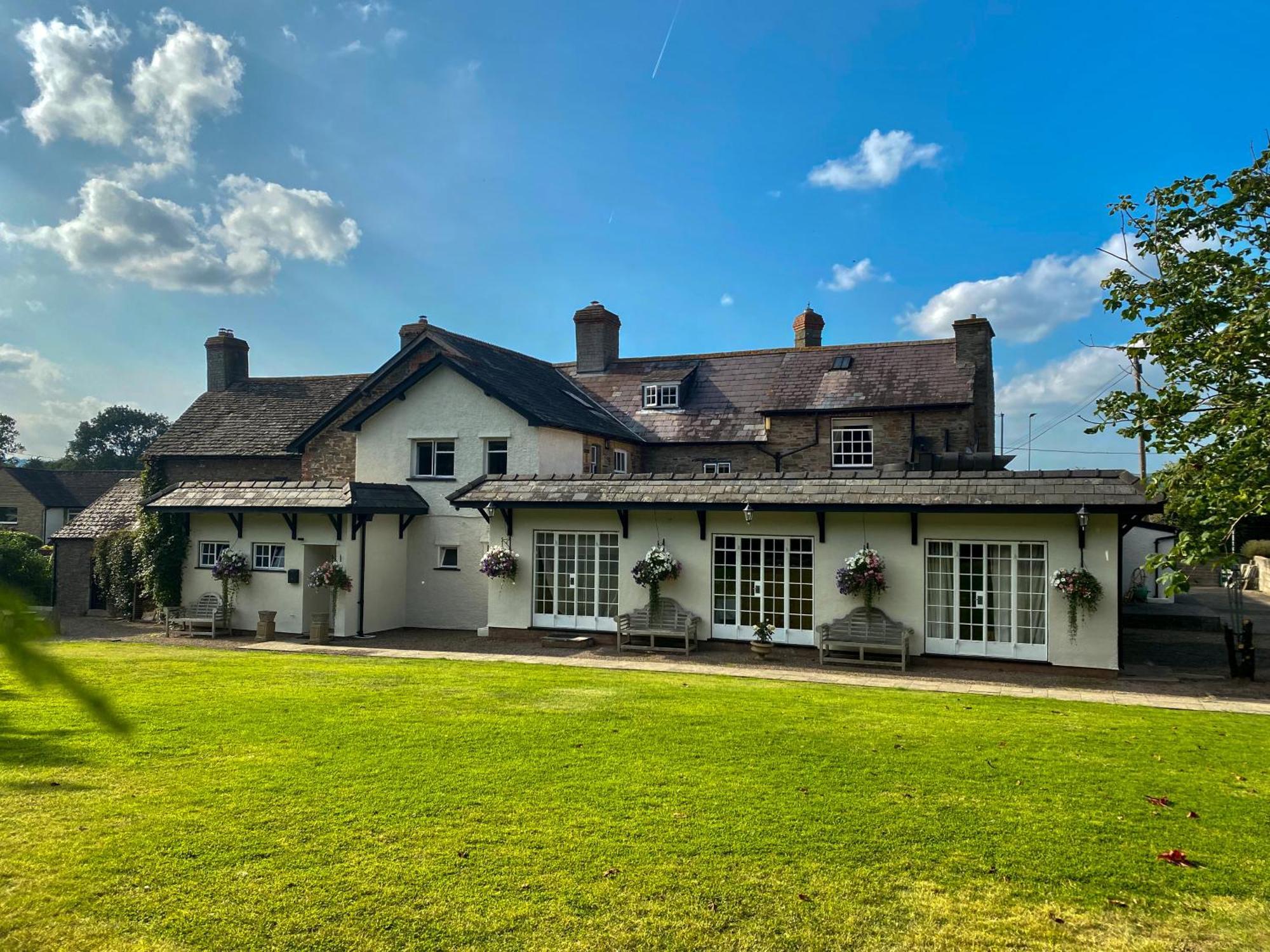 Three Cocks Hotel Brecon Exterior foto